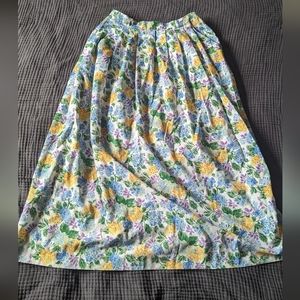 Vintage Barclay Beautiful A Line Square Floral with pockets
